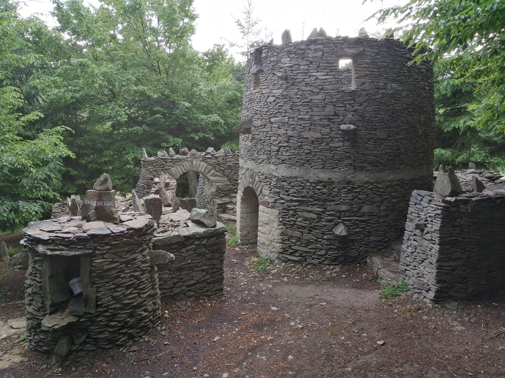 Špacírštejn 1